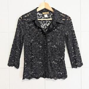 Vintage 90s y2k collared button front romantic lace blouse